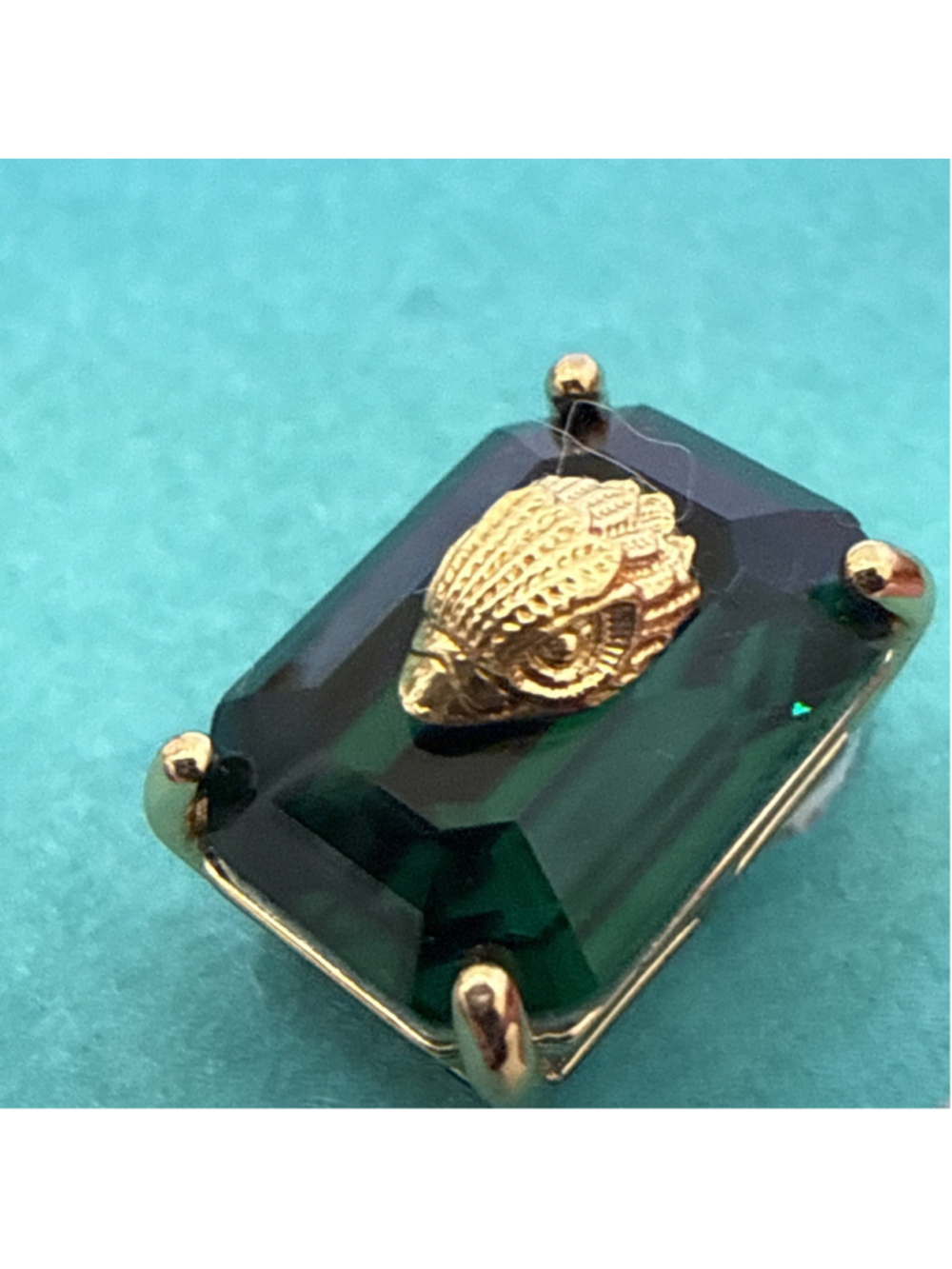 KURT GEIGER LONDON GOLD TONE EAGLE HEAD Green EMERALD CUT EARRINGS NEW